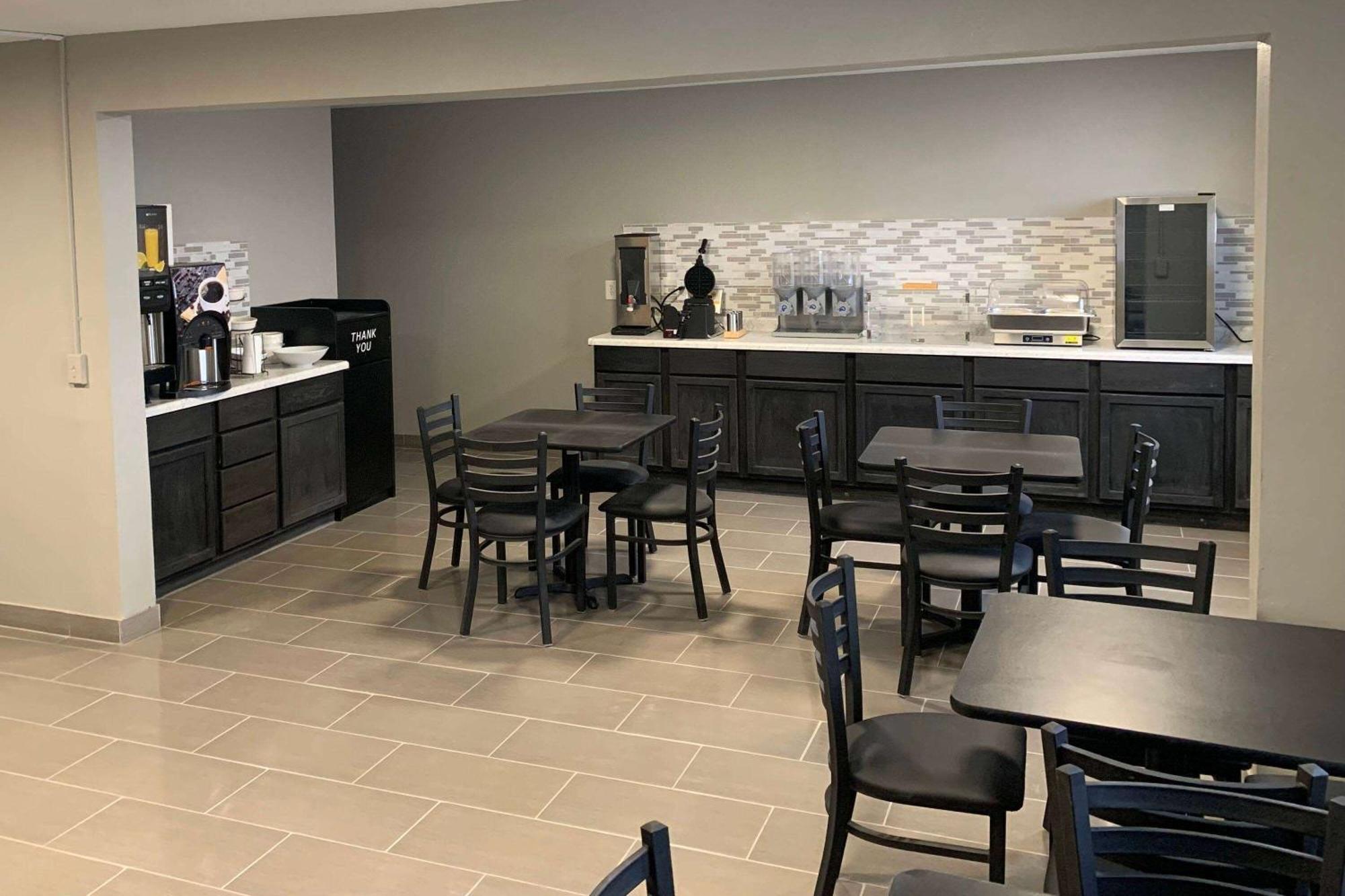 Super 8 By Wyndham Kirksville-University Area المظهر الخارجي الصورة
