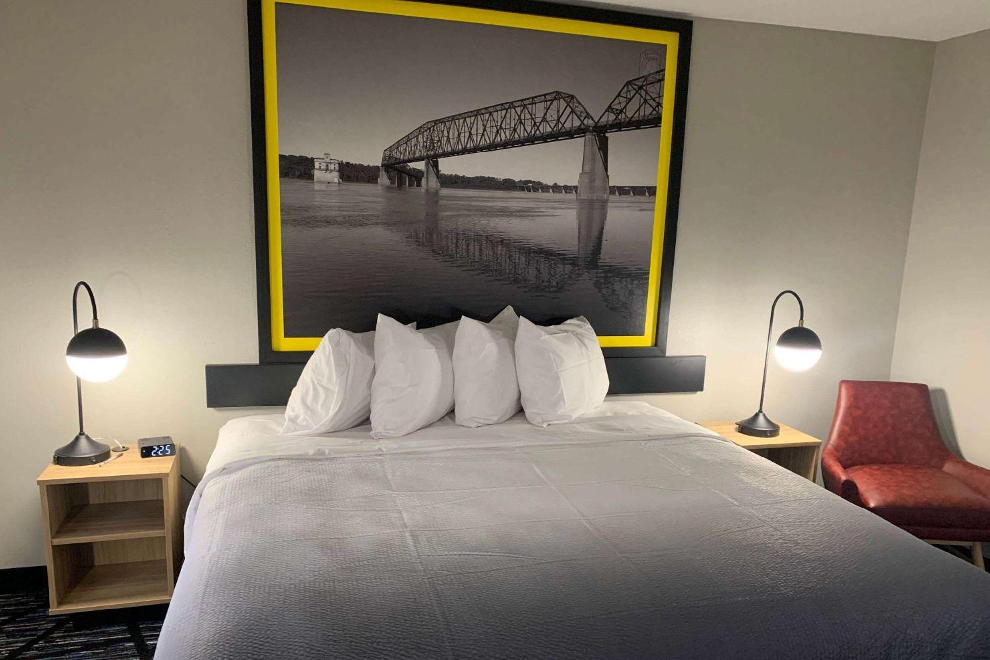Super 8 By Wyndham Kirksville-University Area المظهر الخارجي الصورة