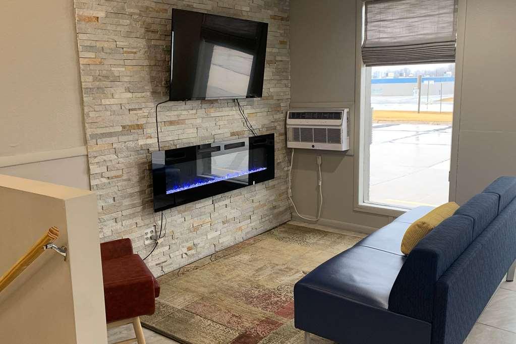 Super 8 By Wyndham Kirksville-University Area المظهر الداخلي الصورة