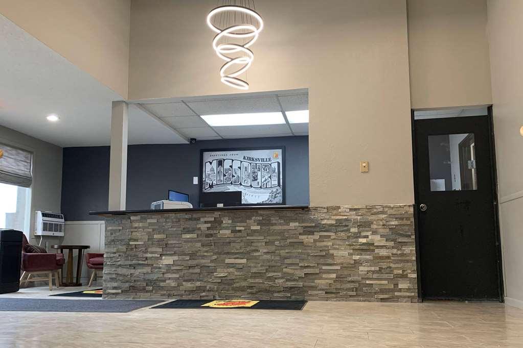 Super 8 By Wyndham Kirksville-University Area المظهر الداخلي الصورة